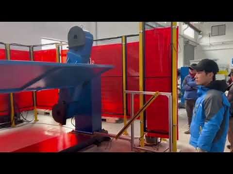 Robot Welding Cell With Safety System