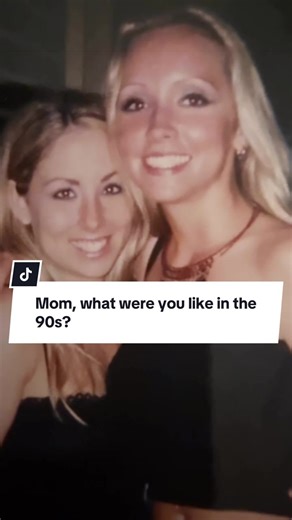 This trend brought back all the feels. 💜 Also, can I get those tween eyebrows back? 😂 Jr. high, high school, and some of college days. #90strend