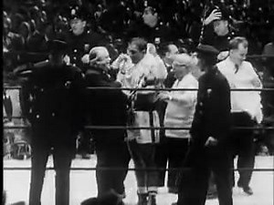 49 reactions · 16 shares | 壘On September 21, 1955 in his last fight, undefeated world heavyweight boxing champion Rocky Marciano KOs Archie Moore in the 9th round in front of 61,574 fans at Yankee Stadium. Marciano retired with a record of 49-0.壘 #RockyMarciano #TheRockFromBrockton #TheBrocktonBlockbuster | Davenport Sports Network | Facebook