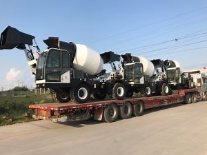 [Hot Item] Jbc 3.5 Cubic Self Propelled Concrete Mixer Truck Self-Loading Mixer