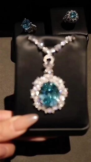 Top 5 Gemstone Jewellery That’ll Instantly Upgrade Your Style ❤️🔥