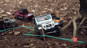 【搬运】RC攀爬车 国外车友集结国产RC场地大穿越 RGT_136161_WPL_c34_C34km_MN45_MNd90_JJRC_Willys_MI