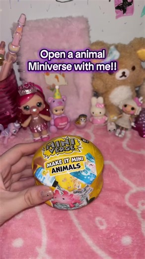 Open a miniverse with me! #toys #unboxing #makeitmini #miniverse #blindbag
