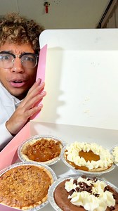 Trying crumbl new pie! #crumbl #crumblreview #foodreview | Everything Just Baked