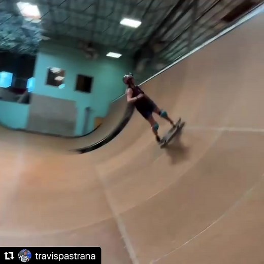 I don’t get to skate vert often but when I do I’m always glad if it’s THI! I will never stop loving vert! So good to see Cara-Beth Burnside! It’s been some years. She paved the way for us all! Thanks for Ubering me to the ramp and filming hubby… and commentating 😂 #skatemom #cheermom #Repost Travis Pastrana ・・・ Fun watching my wife @lynzskate ride. She’s only been on a vert ramp a few times since winning the world championships in 2019 but she still rips 👍 Amelia Brodka Alec Beck Birdhouse Ska