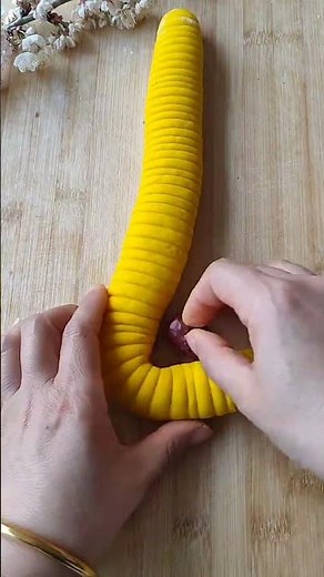 New way to make fancy steamed buns #NoodlesSharing #food #streetfood