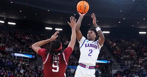 BREAKING: Kansas transfer guard commits to Ole Miss