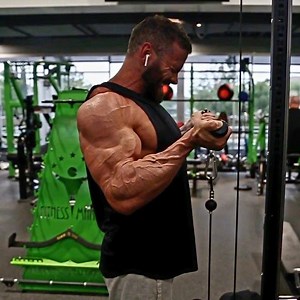 307K views · 10K reactions | ARMS WORKOUT #STRONGMAN | Carlos Strong | Facebook