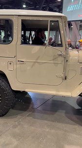 Mad 4x4 legend How’s this classic Toyota FJ40 in the top 12 on day 3 of the Vattle of the Builds at The SEMA Show this year. Wow! | 4wd TV