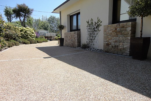 Comment faire du béton désactivé : quels sont les étapes à suivre ?