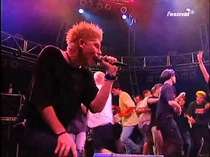 The Offspring - Session (Live HD - Crazy Dexter Holland)