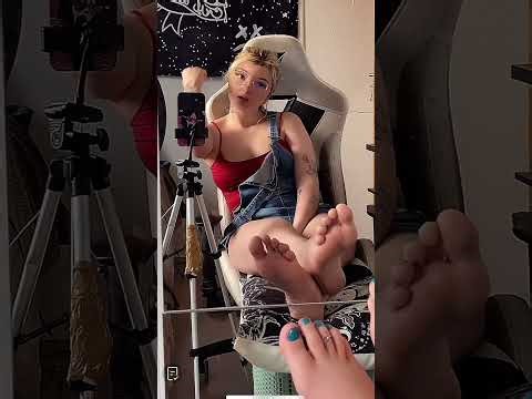 Ana💗💗💗is Elegant ❤️💙🦶🦶#egirl #feet #tiktok #goddess #ana #franciskanneh #francis #foryou #legs