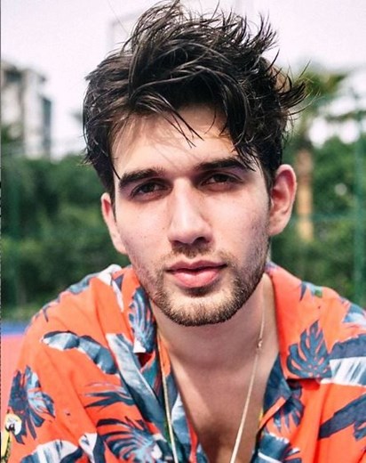 Pulkit Makol Age, Girlfriend, Family, Biography & More » StarsUnfolded