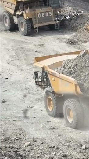 Hitachi EX2600 Powers Through High-Production Mining Loading Operations