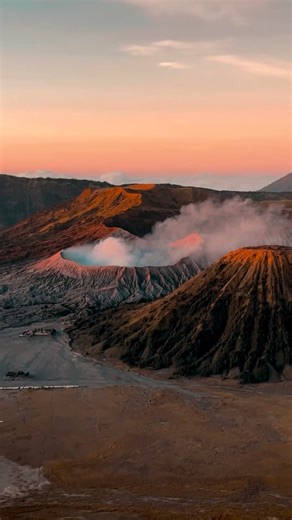 39K views · 117 reactions | Mount Bromo is a beauty, that’s a fact of life. ✨ Venture to East Java, Indonesia, and be prepared to fall in love at first sight!  Mount Bromo, East Java : @_mixmik #WonderfulIndonesia #WonderfulJourney #Bromo #IndonesianMountains #EastJava | Indonesia.Travel | Facebook