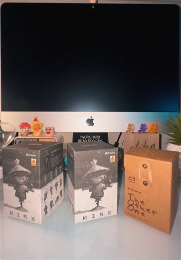 Got 3 cases of different series of Hirono so I decided to do an unboxing game where I write all the choices down on a piece of paper and randomly choose 3 each time 🙈 Today, the choices were “The Other One” and 2 “Mime”. Overall, I love doing it this way and the pulls were FIRE 🔥😍 @POP MART US @POP MART #popmart #hirono #hironotheotherone #hironomime #unboxing