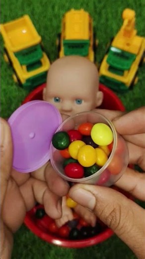 Magic Slime & Rainbow Candy Cutting! Rainbow Bathtubs Candy Party! (Satisfying)