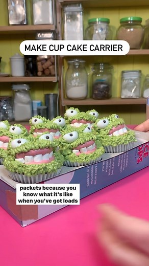 3.2K views · 159 reactions | Make your own #cupcakebox out of cereal boxes #DIYcupcakecarrier #transportingcake #cakeboxes #upcyclecerealboxes#funBakingIdeas #FunnyBaking #InstaBaker #BakersOfInstagram #CakeLOL #CakeOfInstagram #thecaketoonist | The Caketoonist | Facebook