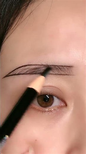Eyeliner tutorial for beginners/Eye Makeup for Work / School