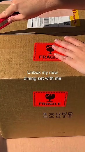 #tableware Unboxing the new dinner set #tableware #tablewarefactory #tablewareset #tablescape #ceramics #dinnerwareset #tablewarekeramik #tablewaredesign #kitchenware #factory #dishes #unboxing #tablewareunboxing #homegoods #foryou @TikTok @tiktok creators @tiktokglobal