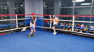 业余儿童拳击日常实战训练