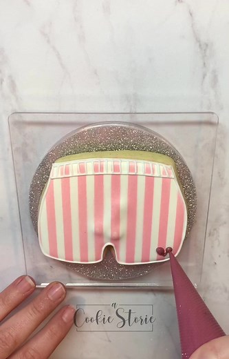 Bachelorette Party cookie! & a tik tok exclusive video because i don’t think insta can handle it 😆 #DontSweatIt #cookievideo #cookiedecorating