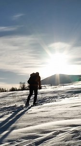 As we pass the halfway point of the Ice Ultra let’s take a look back at the first two stages and the immense physical feat it has taken our runners to overcome them. Ice capped peaks and swirling snowflakes set the scene on northern Sweden’s remote Kungsleden trail, where our hardcore group of runners set off two days ago. They’ve subsequently crossed huge frozen lakes, fought through leg-swallowing snowdrifts in the dense pine forests and tested their mettle at the summit of the infamous mounta