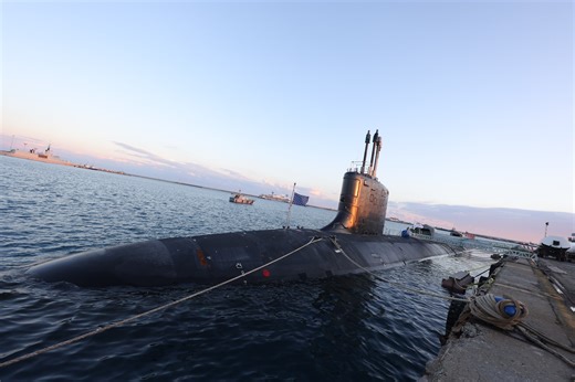 Σταθμός για πολεμικά πλοία και υποβρύχια γίνεται το Μαρί | AlphaNews