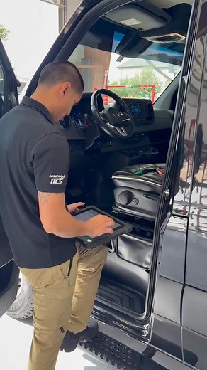 🔍 At Silver Lining Collision, Every Vehicle Gets a Full Digital Scan — No Exceptions. Today’s vehicles are loaded with advanced tech, and that’s why every car dropped off at our shop gets a complete pre-repair scan the moment it hits our lot. We do it because: ✅ It catches hidden issues ✅ It protects your safety systems ✅ It ensures accurate, high-quality repairs …and because scanning cars is super fly — it feels good, just like James Brown said. 🎶 High-tech, high-energy, and always done right