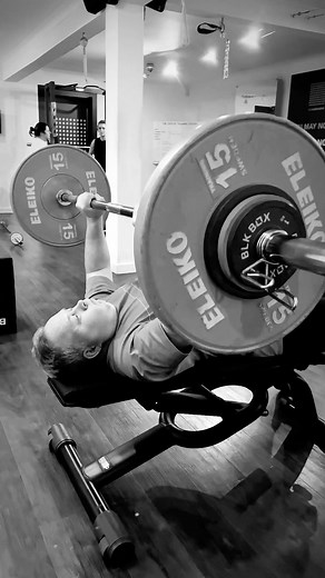 Working hard and fast 💪🔥 | Club One Hundred