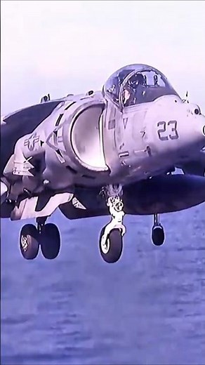 🔊 VOLUME UP! Harrier Jet Lands VERTICALLY on Moving Ship 🔥 Insane Engineering #usnavy #shorts