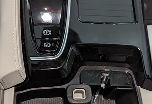 2022-2024 Volvo S60 Recharge T8 Phone Dock (STL ONLY) - Etsy UK