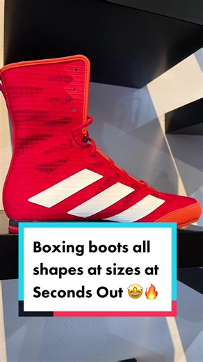 Top Boxing Boots: Adidas Hog 4 vs Machomai 2