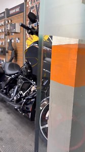 Road glide🖤 | 𝐇𝐚𝐫𝐥𝐞𝐲-𝐃𝐚𝐯𝐢𝐝𝐬𝐨𝐧 𝐨𝐟 𝐂𝐞𝐛𝐮- 𝐊𝐚𝐫𝐲𝐥𝐥𝐞 𝐂𝐨𝐥𝐨𝐧𝐢𝐚