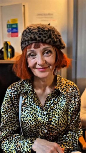 Přejeme všem hodně zdraví, štěstí a lásky do roku 2026, těšíme se na Vás v Divadle Broadway❤️ . . #divadlo #2026 #praha #radost #kultura | Divadlo Broadway