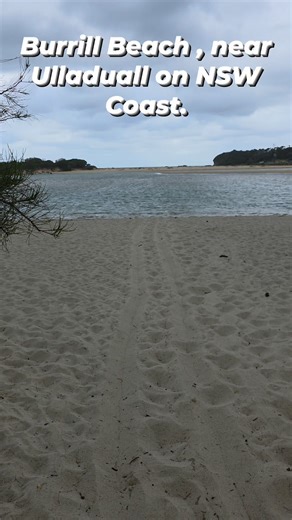 Burrill Beach, near Ulladulla on NSW's South Coast #burrillbeach #christmastime | Ichang ojina natures way