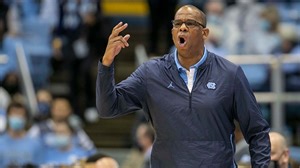 Hubert Davis’ first unofficial speech as UNC men’s basketball coach