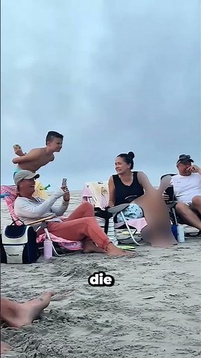 Eine Möwe beißt ihm in den Finger, und dann passiert Folgendes