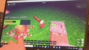 'It's terrifying' -- Ohio mom raises alarm over explicit content on Roblox