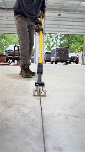 Joint Fills for Concrete Shop Floors Before Coating
