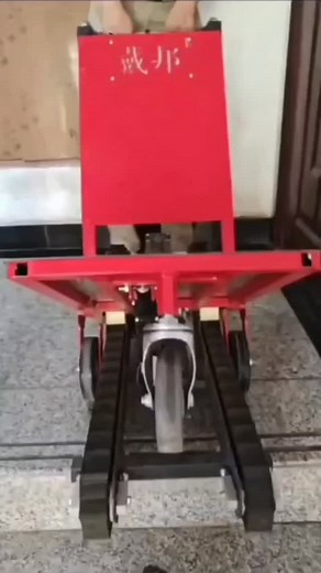 Vom aduce curand acest tip de transportor electric pe senile din cauciuc cu reglaj centru de greutate. Ideal pentru transport electrodomestice, materiale de constructii, mobila, scule si unelte, deseuri (moloz), etc. Revenim cu detalii tehnice. Inf. 0756 923 435 Website: narmacons.ro | Narmacons Vest