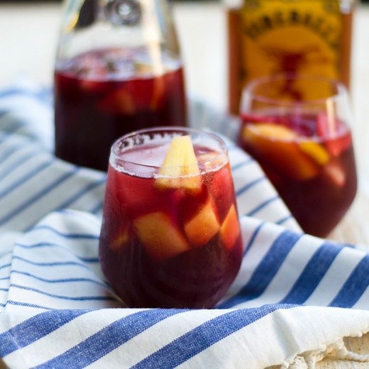 Fireball Sangria - Red Wine Fireball Sangria Recipe for Summer