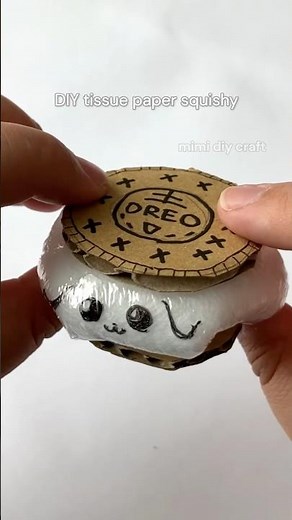 DIY tissue paper squishy 🍪⬜🍪
