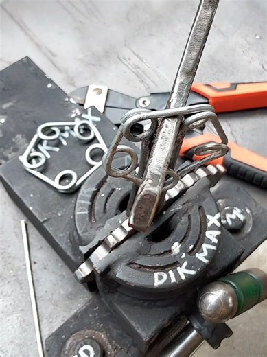 Innovative Tool for Bending Steel Wire