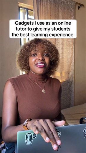 Essential Gadgets for Online Tutoring Success