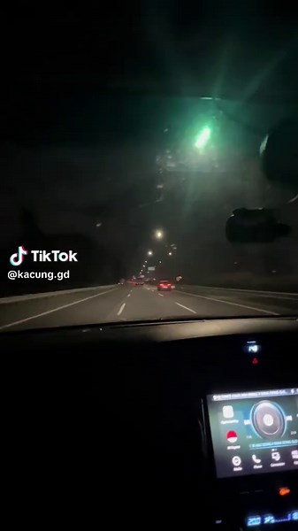 Fortuner Night Ride Vibes – Aesthetic Journey