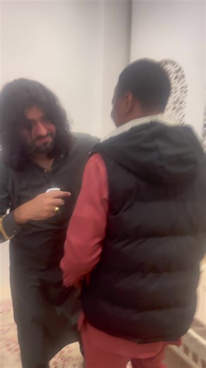 Zeeshan Rokhri Live in Luton with Nigerian Fan