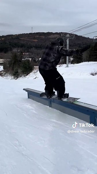 Knocking Rust off @Spade #blue #board | Rust