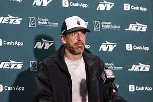 Aaron Rodgers makes surprise announcement on dating life, reveals identity of his new girlfriend