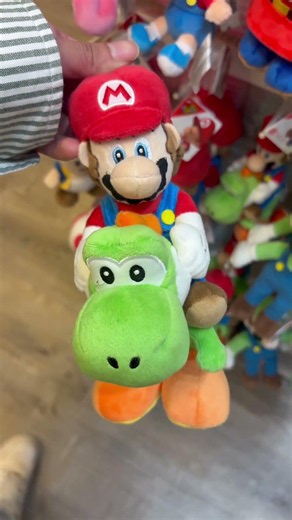 Mario & Yoshi 👀 so cute #nintendo #mariokart #minisoambassador #myminisousa #fyp #viral #mariobros